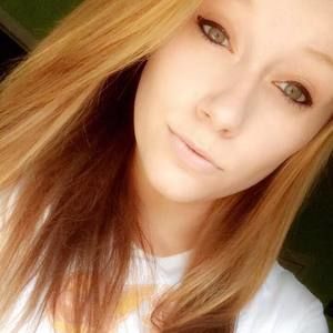 Meet your Posher, Danyelle